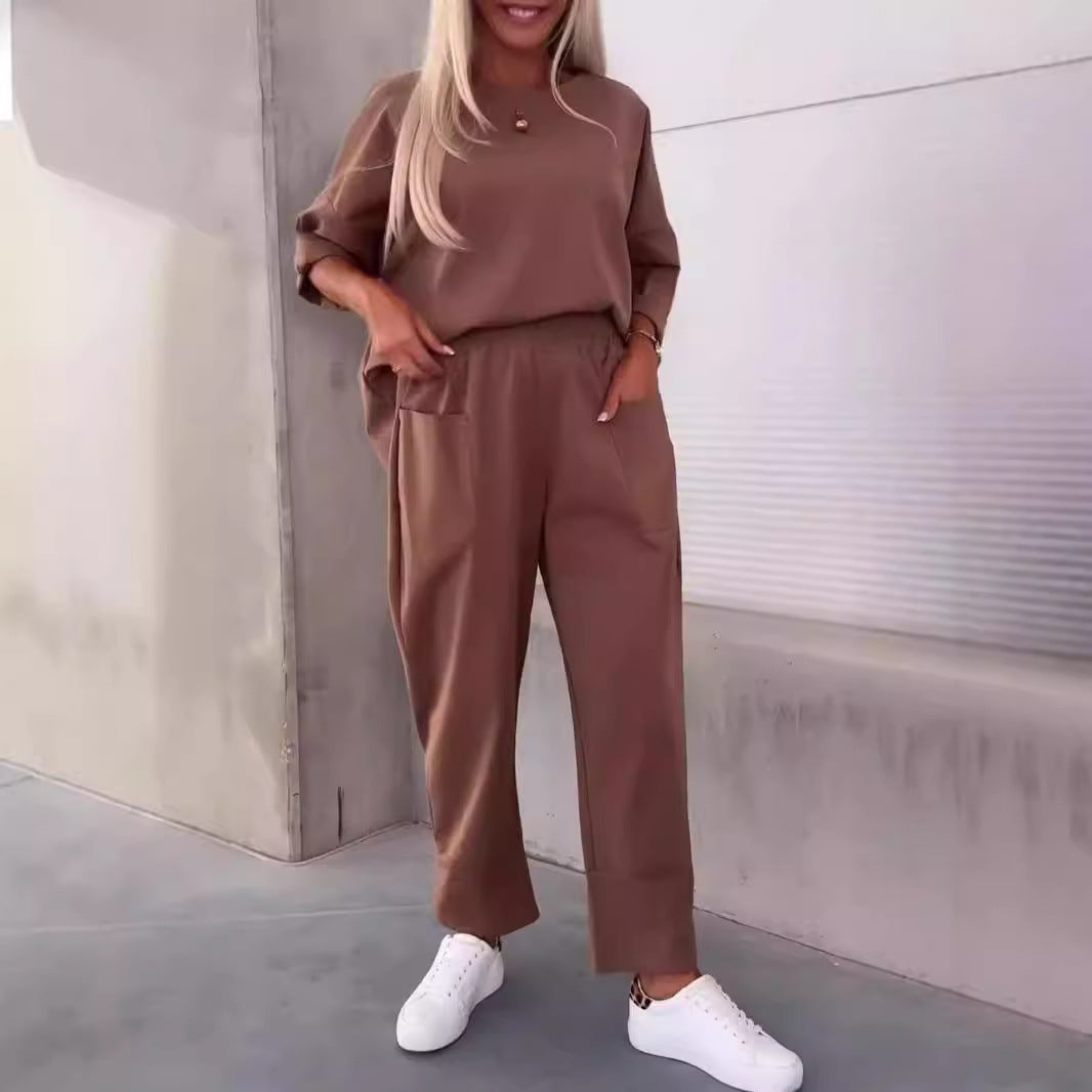 Two-piece Solid Color Round Neck Cropped Pants Set