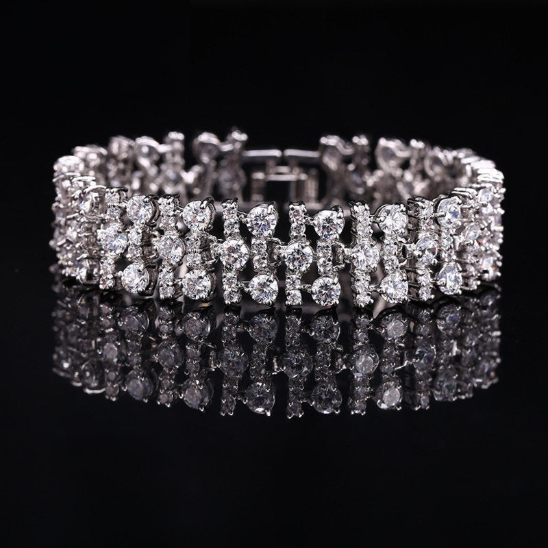 Factory Hot Sale All-match AAA Zircon Bracelet High-end Hand