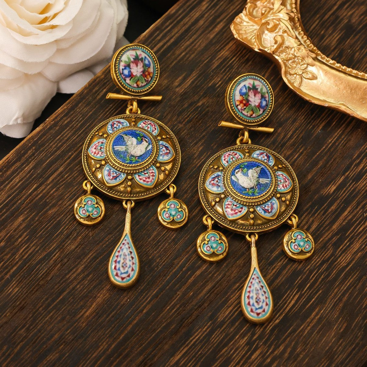 Vintage Court Style Rattle Drum Ear Studs Mid-ancient Ethnic Style